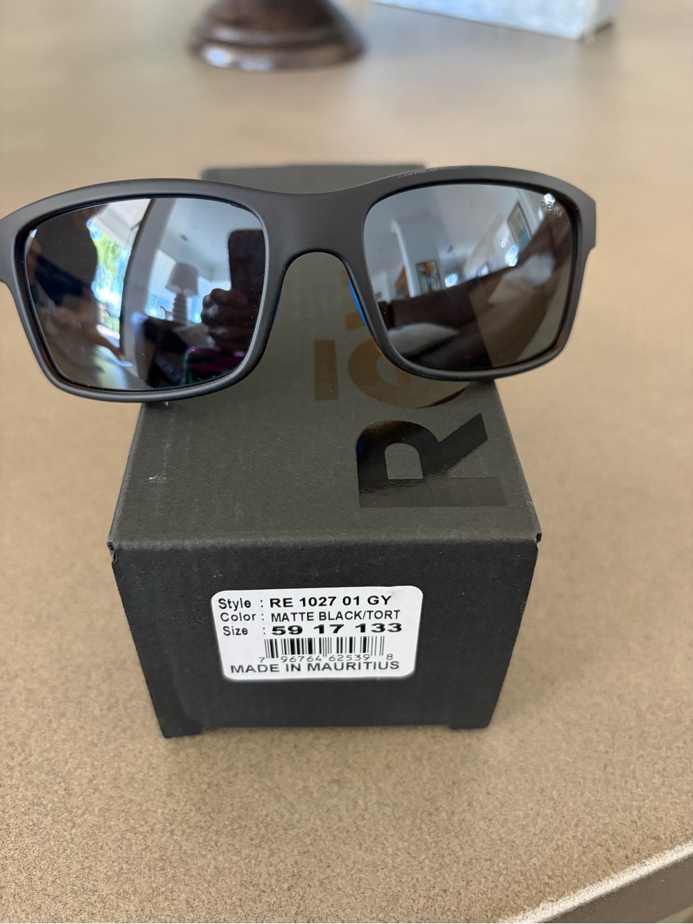 NEW!! Revo Matte Black/Tortoise Men’s Sunglasses with Gray Lenses
